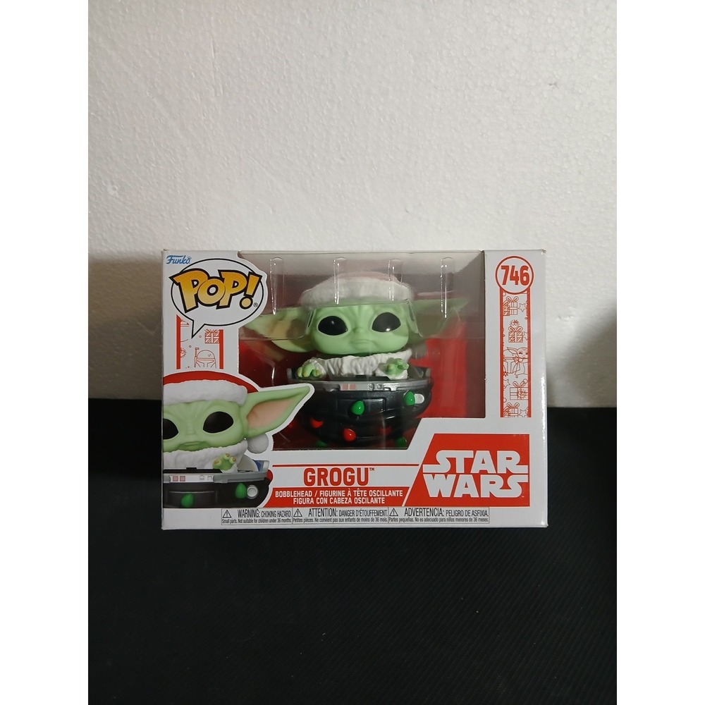 Star Wars The Mandalorian Funko Pop! Vinyl: Holiday Grogu 746